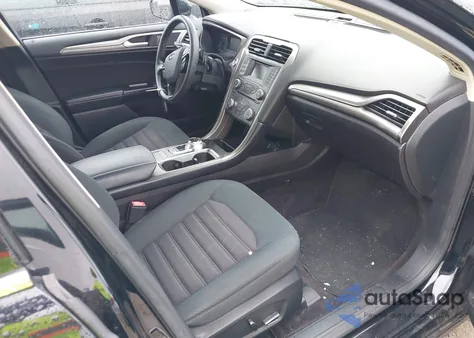 2017 Ford Fusion Se z USA, uszkodzony, nr VIN 3FA6P0HD3HR170156